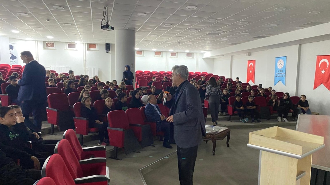 Sakarya Defterdarlığı Personellerince Okulumuz 5. Sınıf Öğrencilerine “Vergi Bilinci” Semineri Gerçekleştirilmiştir.